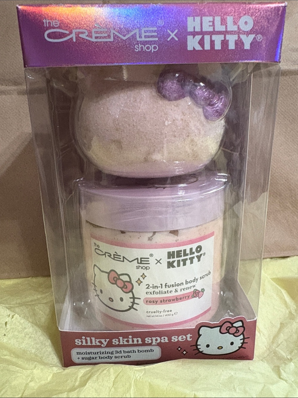 Crème Shop Hello Kitty Bath Bomb & Scrub